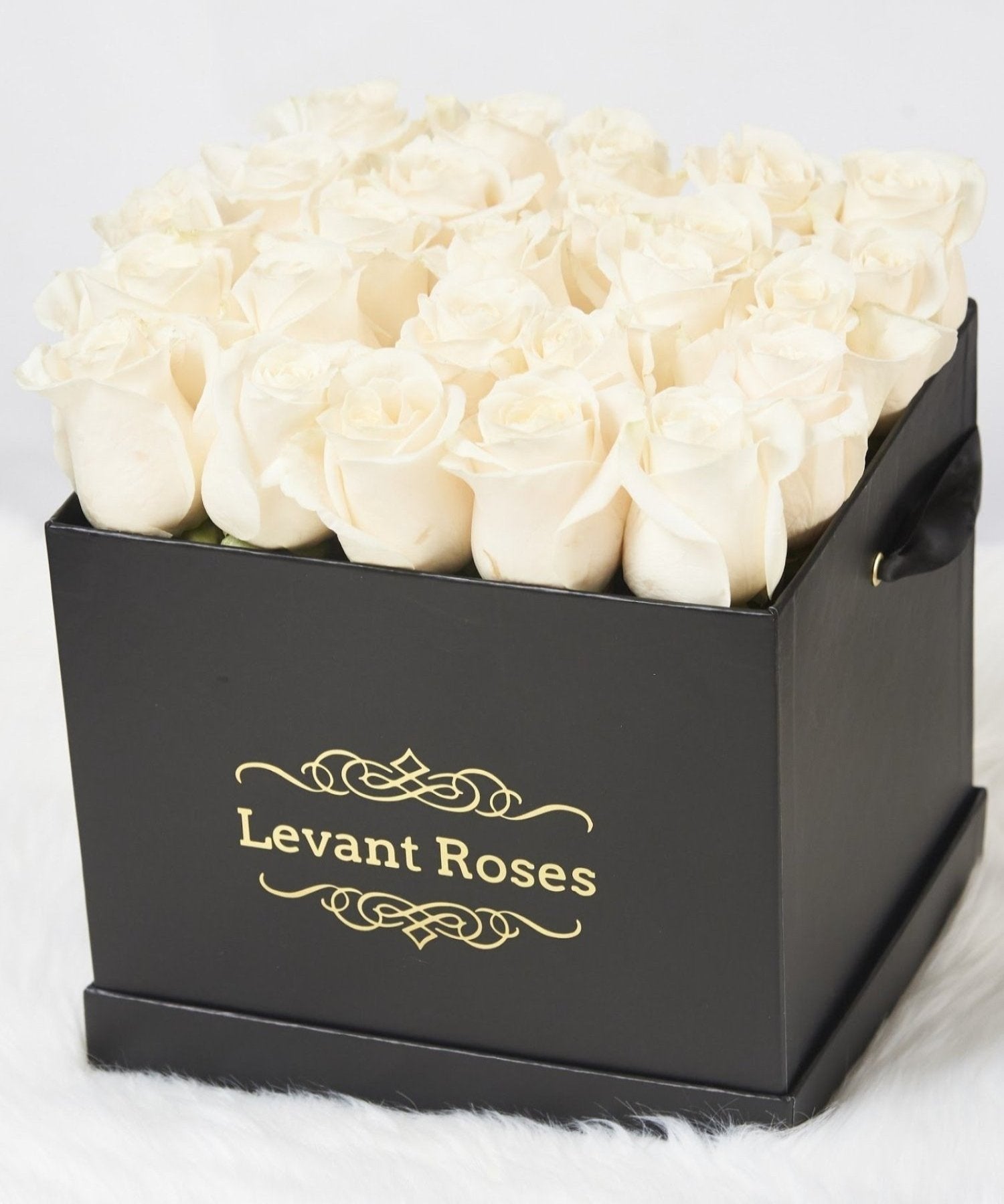 White roses / square box (more colours available)